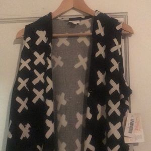 lularoe black and white joy